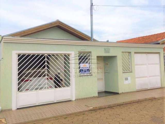 Casa com 3 dormitórios à venda, 142 m² por R$ 450.000,00 - Vila Aparecida - Itapetininga/SP