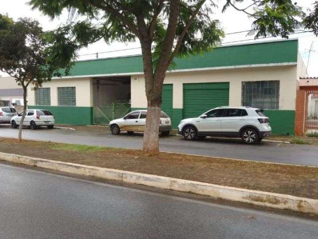 Barracão à venda, 761 m² por R$ 1.840.000,00 - Centro - Itapetininga/SP