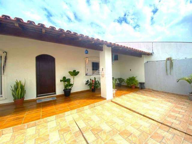 Casa com 3 dormitórios à venda, 269 m² por R$ 650.000,00 - Jardim Shangri-lá - Itapetininga/SP