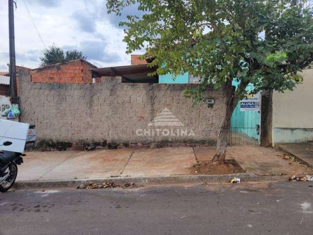 Casa padrão, esperando por você e sua família!! Com 1 dormitório, sala, cozinha, banheiro social, área de serviço coberta e quintal.  Agende uma visit