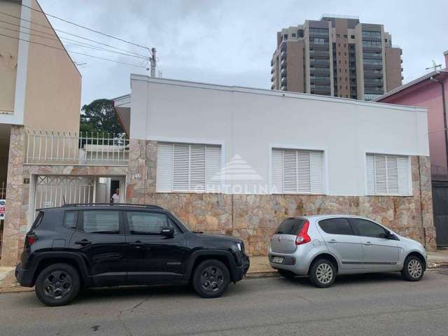 Casa com 3 dormitórios à venda, 200 m² por R$ 880.000,00 - Centro - Itapetininga/SP