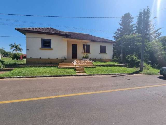 Casa com 3 quartos à venda na ALONSO REMI DIETRICH, 21, 198, Centro, Pareci Novo, 100 m2 por R$ 640.000