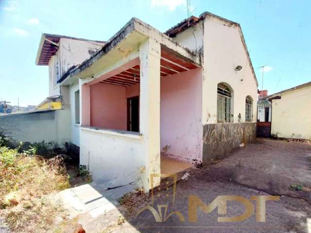 Casa com 2 quartos à venda na Rua Cônego Santana, 1220, Santa Cruz, Belo Horizonte, 114 m2 por R$ 380.000