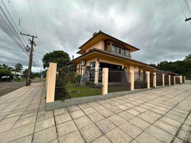 CASA AMPLA DE 3 QUARTOS NO POUSADA DA NEVE, Pousada da Neve, Nova Petropolis - RS