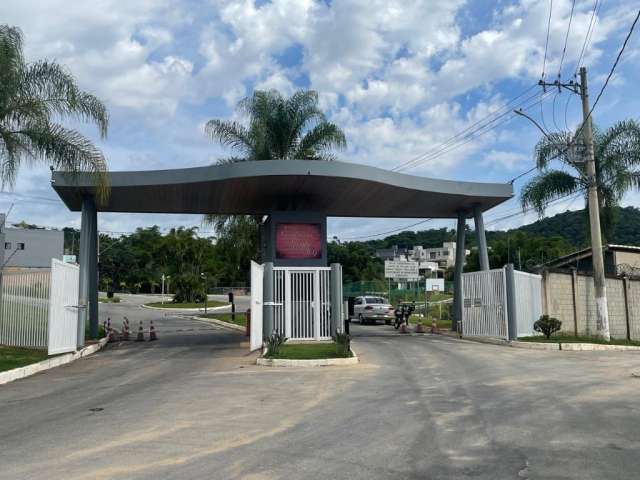 Linda casa no condomínio estância dos lagos - santa luiza-mg