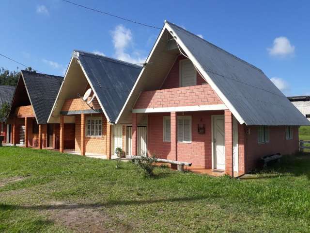 Oportunidade Única: Cabana de Alvenaria à Venda no Galpão da Estância, Araranguá, SC