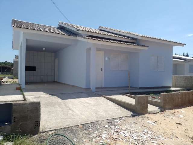 Excelente Casa Disponível para Financiamento no Balneário Arroio do Silva  SC