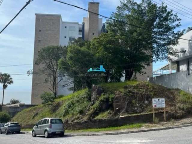 Terreno à venda no João Paulo, Florianópolis  por R$ 1.100.000