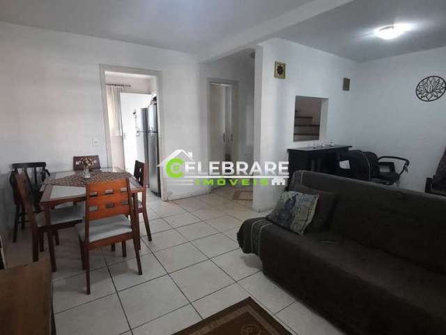 Excelente sobrado bairro alto,03 qts,churrasq.,terreno,averbado