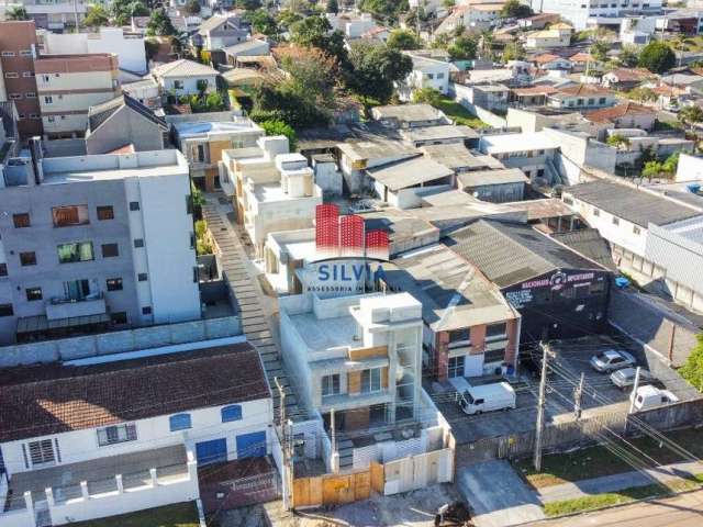 Lindo Sobrado Exclusivo c/ 4 Quartos, 267m² no bairro Fazendinha/Portão