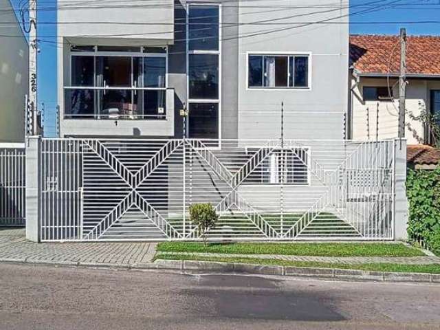 Belíssima residência de 3 quartos, sendo 1 suite no Campo Comprido.