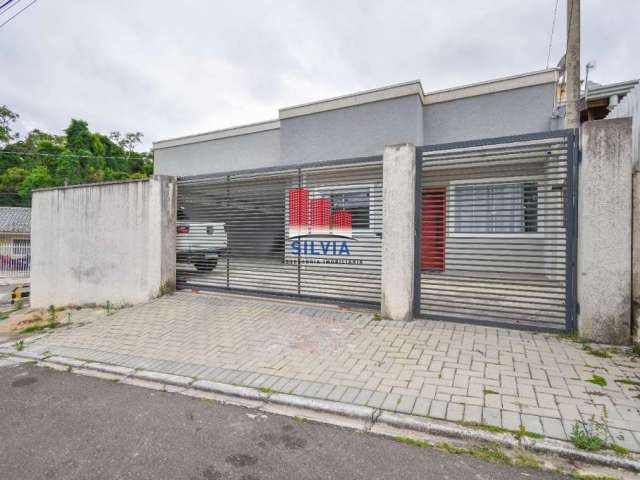 Casa térrea com piscina na Fazenda Rio Grande, bairro Gralha Azul