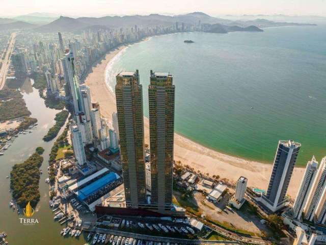 Apartamento a venda no Yachthouse localizado na Barra Sul em Balneário Camboriú.