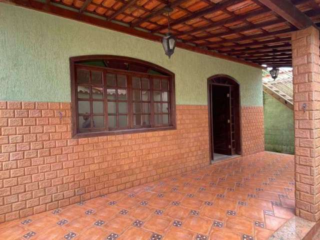 Casa com 5 dormitórios, 210 m² - venda por R$ 620.000,00 ou aluguel por R$ 3.400,00/mês - Sol Nascente - Brumadinho/MG