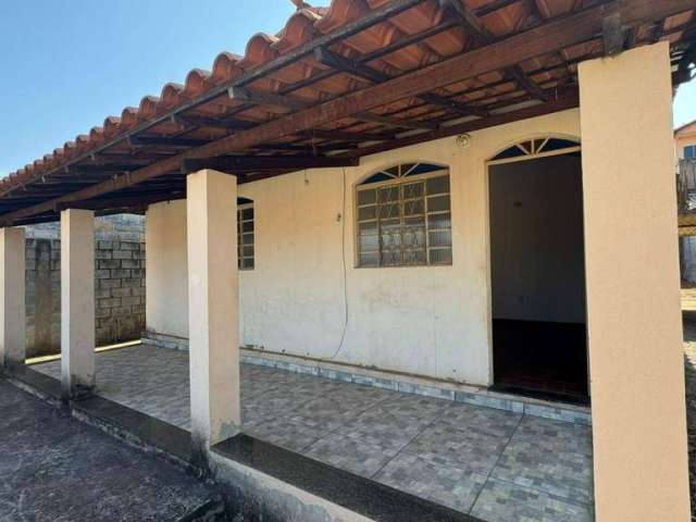 Casa com 3 dormitórios à venda, 84 m² por R$ 387.000,00 - Pinheiros - Brumadinho/MG