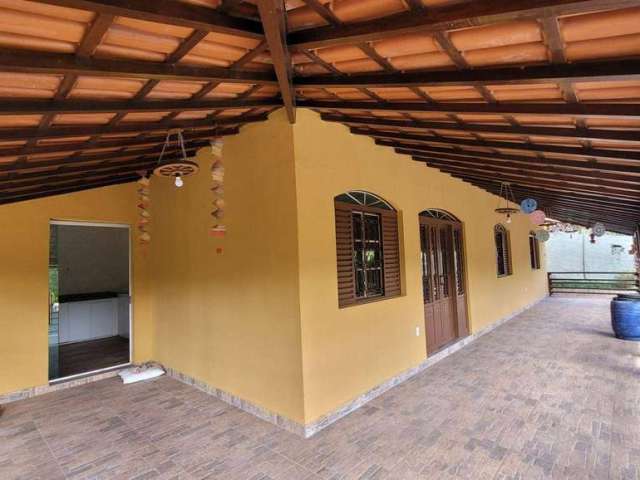 Casa com 4 dormitórios à venda, 200 m² por R$ 750.000,00 - Retiro do Brumado - Brumadinho/MG