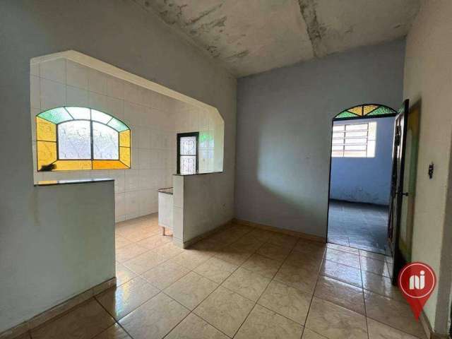 Casa com 4 dormitórios à venda, 120 m² por R$ 325.000,00 - Vila Lourdes - Mário Campos/MG