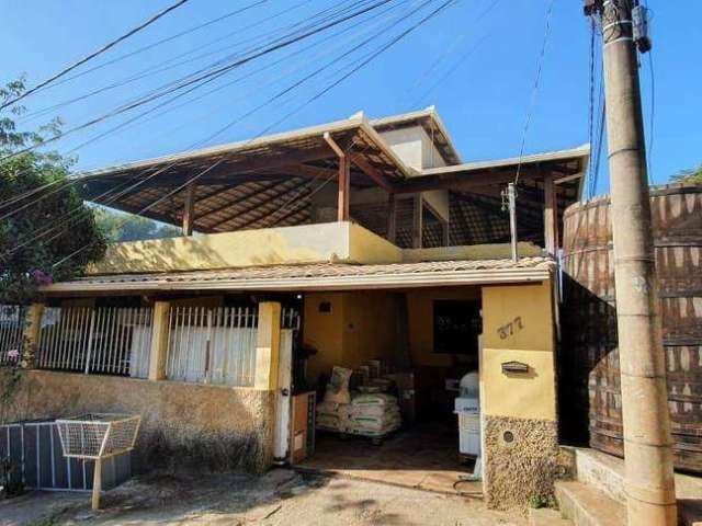 Casa com 3 dormitórios à venda, 200 m² por R$ 340.000,00 - Vila Ondina - Mário Campos/MG