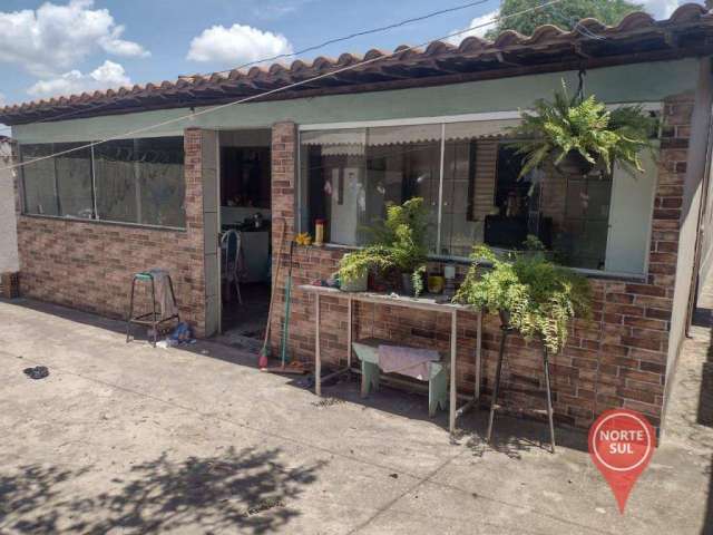 Casa com 3 dormitórios à venda, 131 m² por R$ 350.000,00 - Campo Verde - Mário Campos/MG