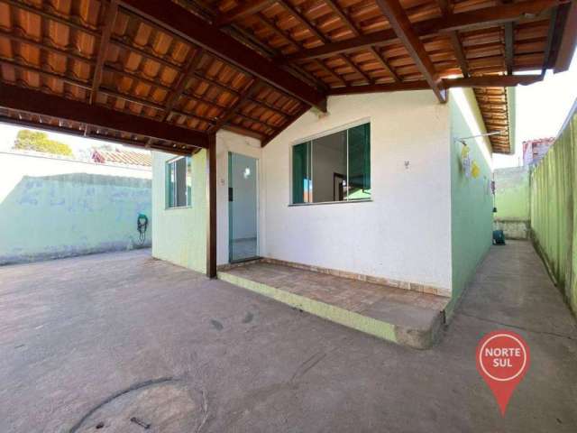Casa com 2 dormitórios à venda, 90 m² por R$ 230.000,00 - Chácaras Maria Antonieta - Mário Campos/MG