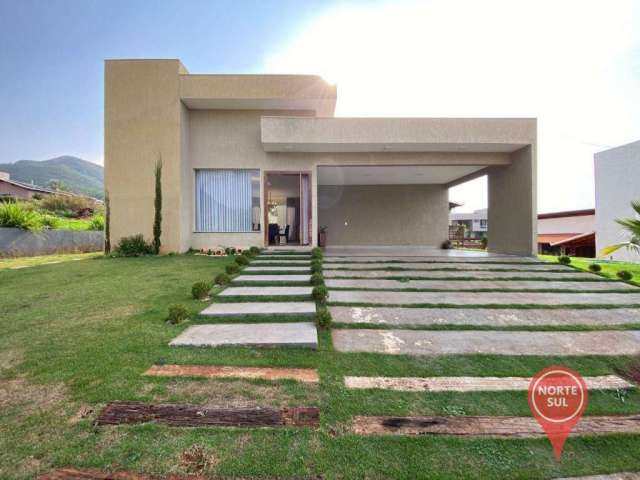 Casa com 3 dormitórios à venda, 200 m² por R$ 1.450.000,00 - Condomínio Serra dos Bandeirantes - Mário Campos/MG
