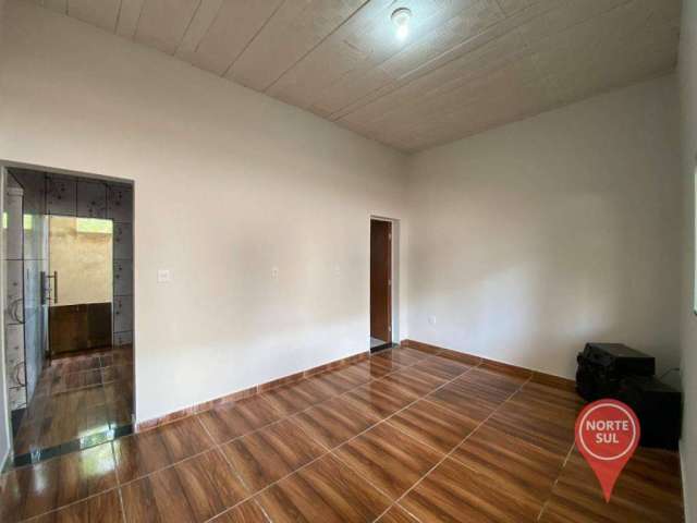 Casa com 3 dormitórios à venda, 130 m² por R$ 215.000,00 - Reta Dois - Mário Campos/MG