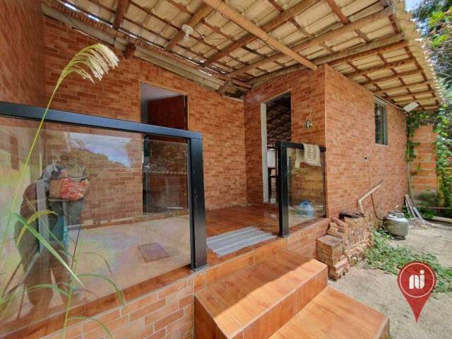 Casa com 2 dormitórios para alugar, 310 m² por R$ 1.500,00/mês - Bom Jardim - Mário Campos/MG