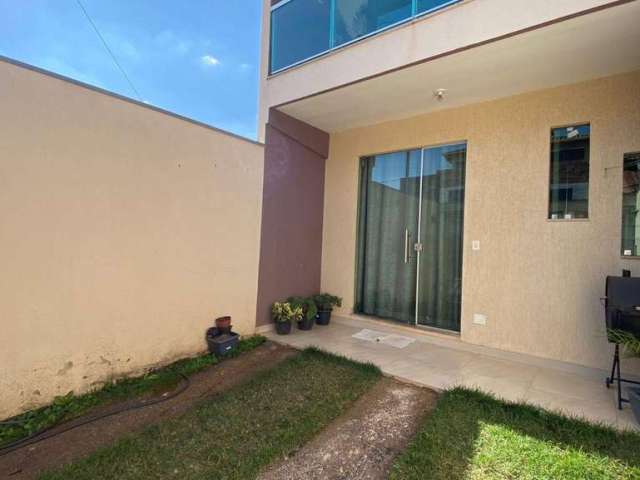 Casa com 3 dormitórios à venda, 84 m² por R$ 290.000,00 - Aleixa Ferreira - Sarzedo/MG