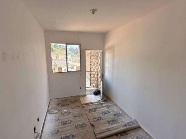 Casa com 2 dormitórios, 75 m² - venda por R$ 220.000,00 ou aluguel por R$ 1.050,00/mês - Novo Horizonte - Ibirité/MG