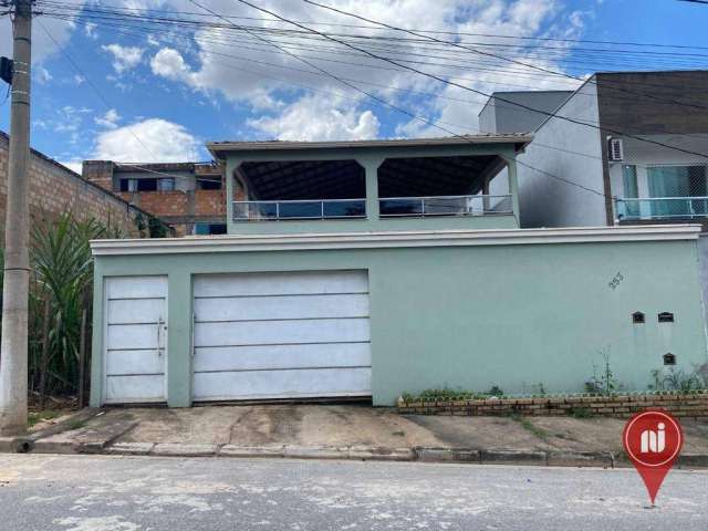 Casa com 2 dormitórios à venda, 200 m² por R$ 550.000 - Monte Verde - Betim/MG