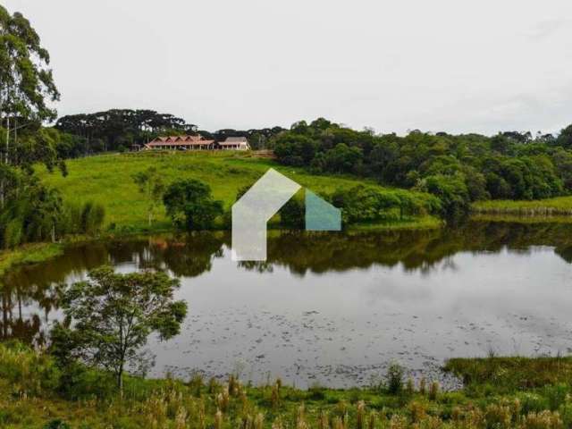 Terreno à venda na Rua Osmário de Oliveira Bastos, Vila Fuck, Piraquara por R$ 9.000.000