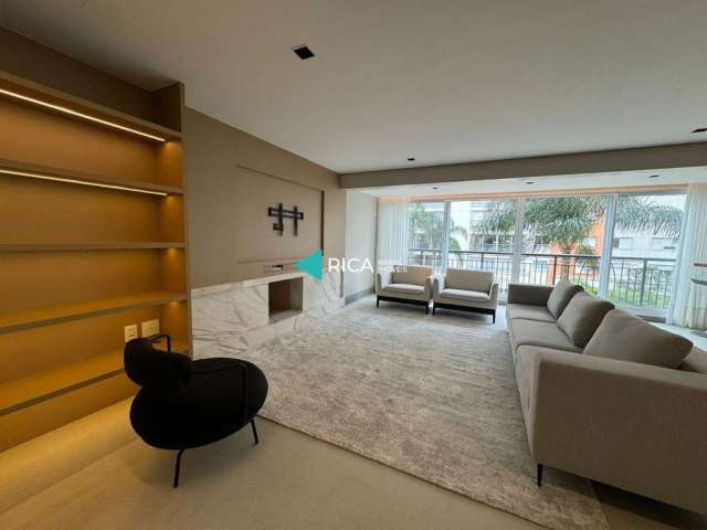 Apartamento com 3 quartos para alugar na Avenida Túlio de Rose, 500, Jardim Europa, Porto Alegre por R$ 18.000