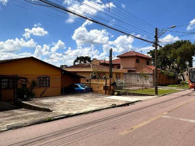 Casa Comercial com 4 quartos para alugar em Curitiba