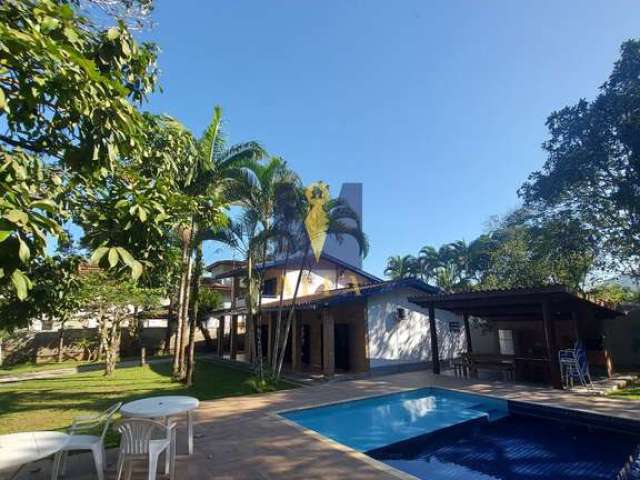 Casa à venda no bairro Enseada - Ubatuba/SP