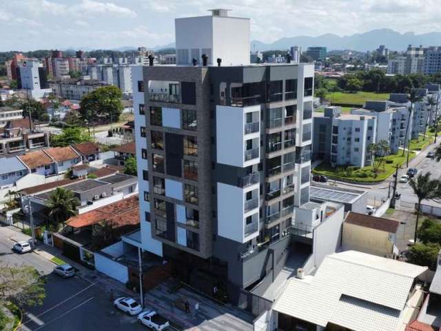 Apartamento novo com suíte! Excelente localização.