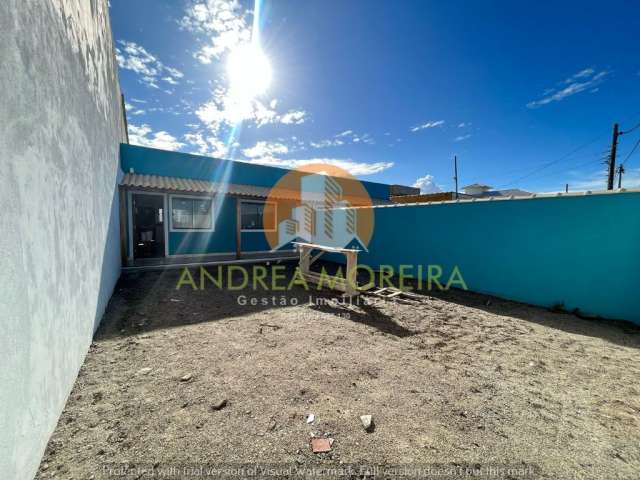 Casa á venda na beira da praia em unamar