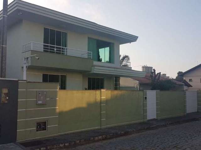 Casa com 4 quartos à venda na Rua da Liberdade, 262, Centro, Penha por R$ 2.850.000