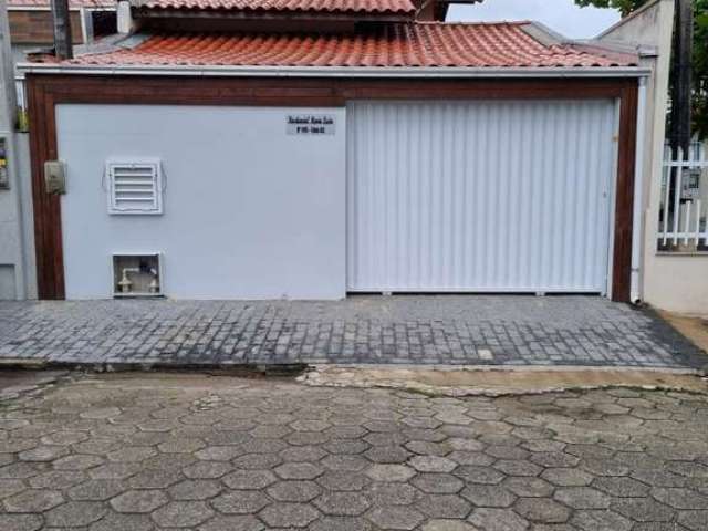 Casa com 1 quarto à venda na Rua Tereza Krause, 193, Centro, Penha por R$ 580.000