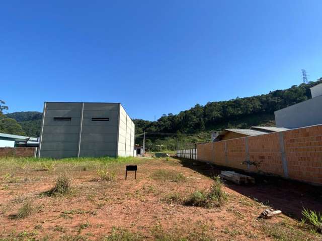 Terreno no Rio Pequeno Área de 12 x 25  5 lotes disponiveis Escriturado  Valor: 430 mil cada! ( 4 7 ) 9 9 6 8 8 7 3 6 4 WhatsApp