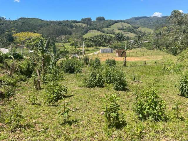 Sítio no braço á apenas 15 km do centro de camboriú