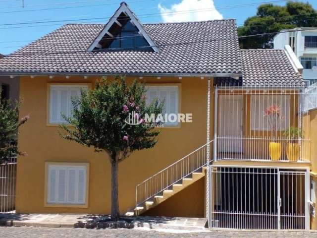 Casa com 3 quartos à venda no Rio Branco, Caxias do Sul  por R$ 600.000