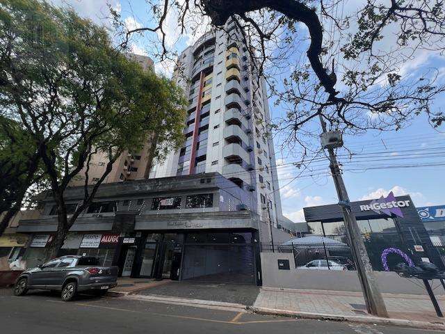 Apartamento à venda em Maringá, Zona 07, com 3 quartos, com 133.45 m², Edifício Santo André