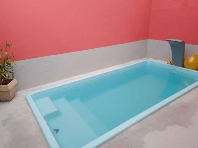 Linda casa com piscina