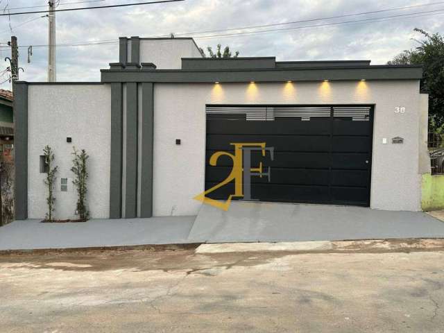 Casa com 3 dormitórios à venda, 121 m² por R$ 660.000 - Vila José Paulino Nogueira - Paulínia/SP