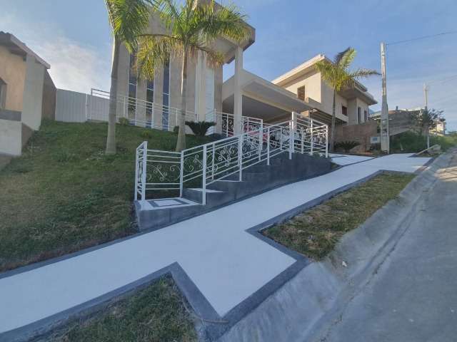 Casa térrea, em localização privilégiada, no caxambu, condomínio terras de jundiaí.