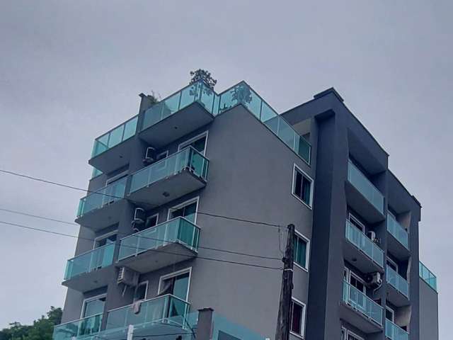 Vende-se Cobertura Duplex 02 quartos Boemewaldt Joinville.