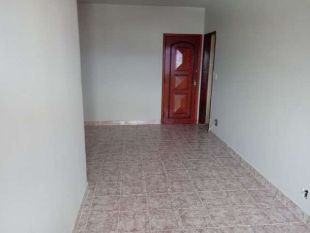 APARTAMENTO - 78 m²- 03 DORMITÓRIOS - 02 BANHEIROS -VARANDA - VAGA