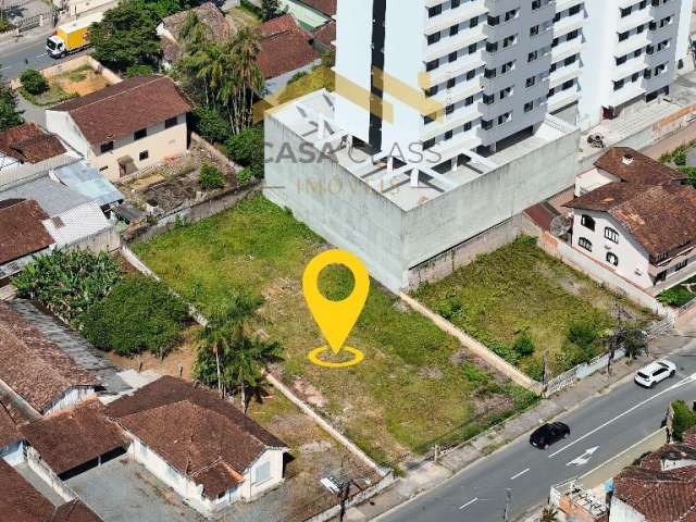 Terreno plano no bairro Anita Garibaldi/Floresta em Joinville!