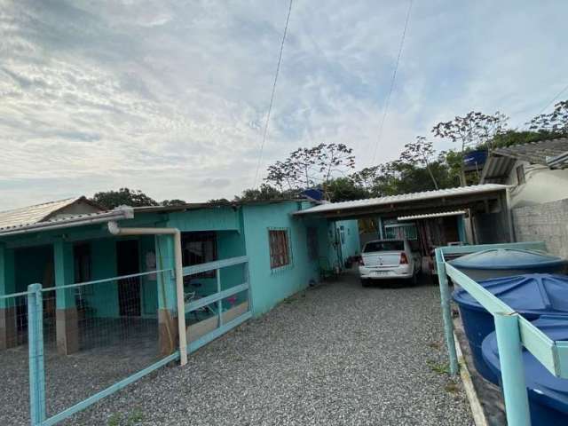 Casa com 5 quartos à venda no Meia Praia, Navegantes  por R$ 480.000