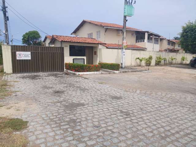 Casa duplex, mobiliada, porteira fechada em maria farinha.